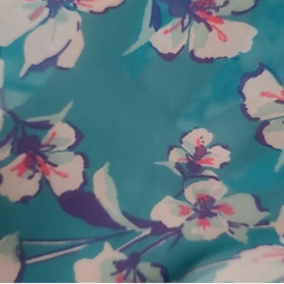 Torrid Sheer Floral Blouse - Picture 6 of 8